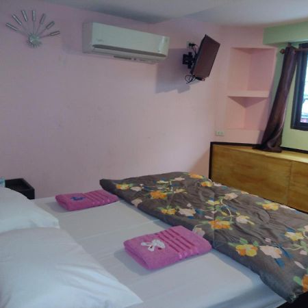 Friendly Hostel - Dmk Airport เฟรนด์ลี่ โฮสเทล ดอนเมือง Bangkok Dış mekan fotoğraf