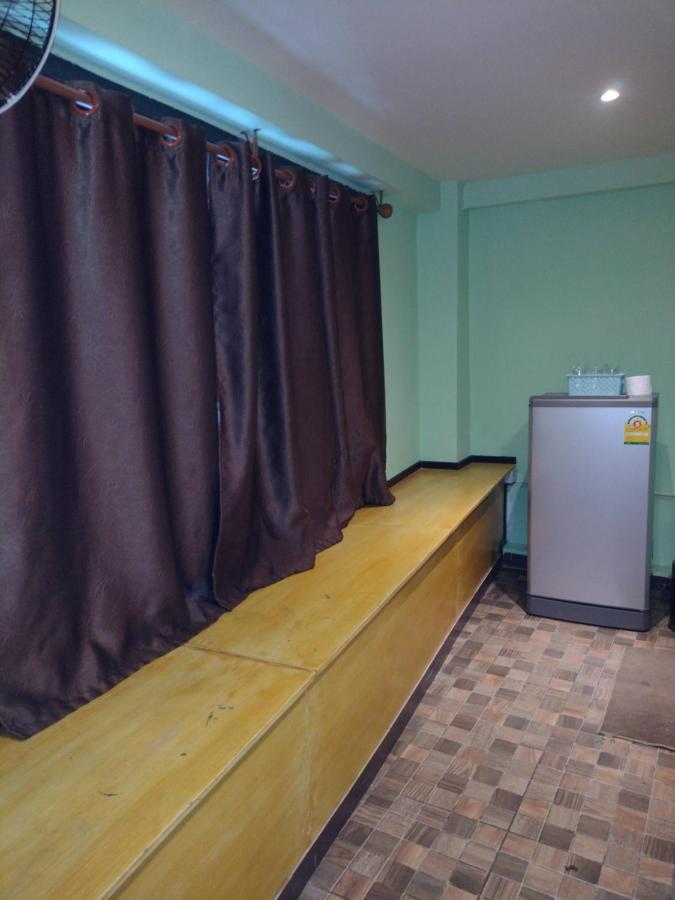 Friendly Hostel - Dmk Airport เฟรนด์ลี่ โฮสเทล ดอนเมือง Bangkok Dış mekan fotoğraf